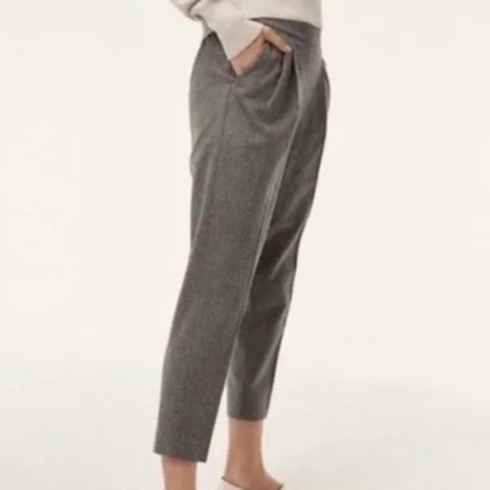 Babaton Gray Cropped Ankle Pants
